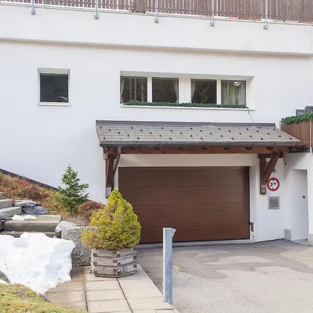 Apartment Flat La Riva 111 With Pool-lenzerheide