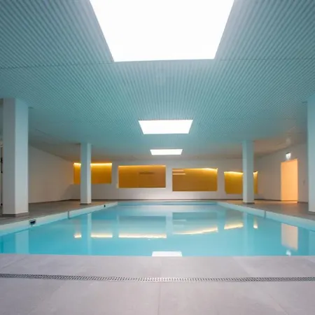 Flat La Riva 111 With Pool-lenzerheide レンツァーハイデ