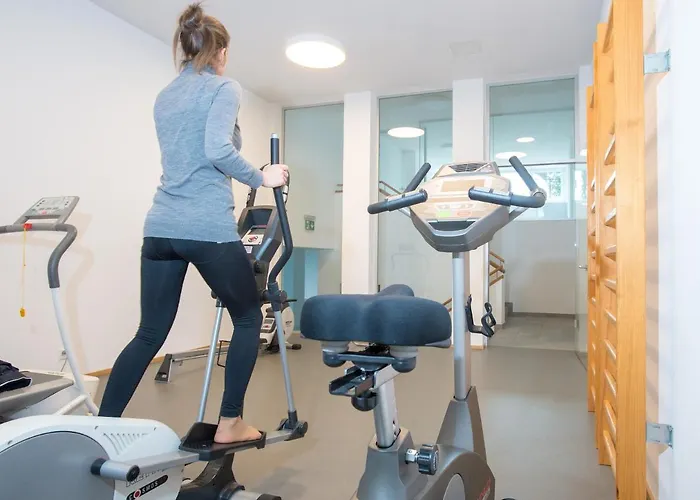 Flat La Riva 111 With Pool-lenzerheide