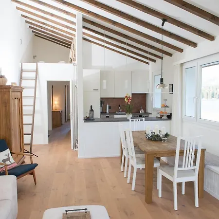 Attic Apartment With Pool, Sauna, And Fireplace Apartament Lenzerheide