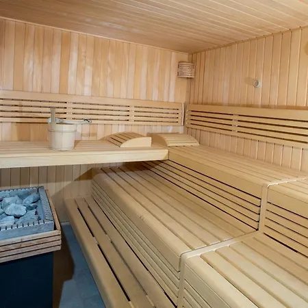 Attic Apartment With Pool, Sauna, And Fireplace Apartament *